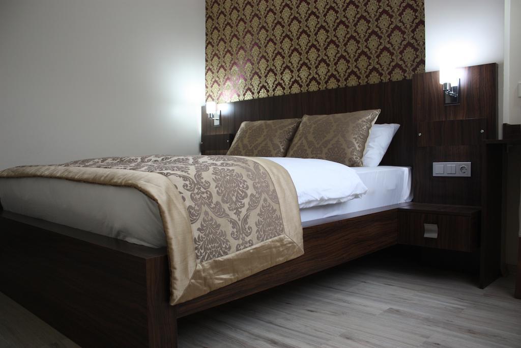 Istanbul Central Hotel Bagian luar foto