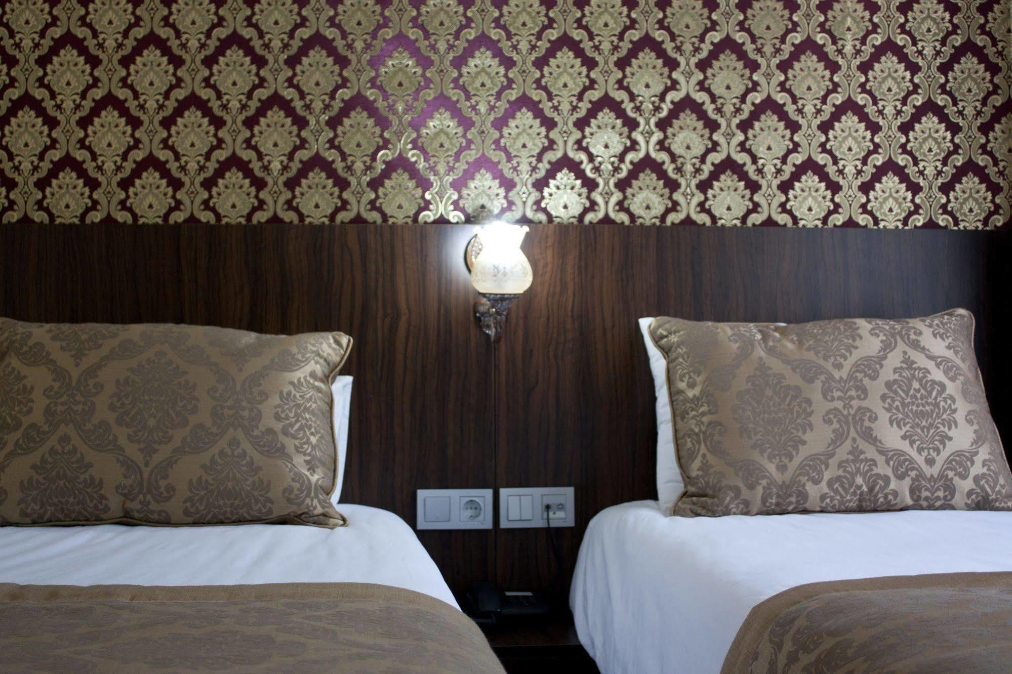 Istanbul Central Hotel Bagian luar foto